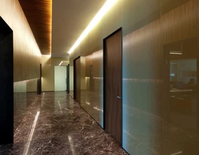 Interior Glass Solutions, Dubai – Custom Partitions, Doors, Feature Walls and Railings in Clear, Frosted & Decorative Glass by INFOCUS Glass & Aluminium Works, UAE